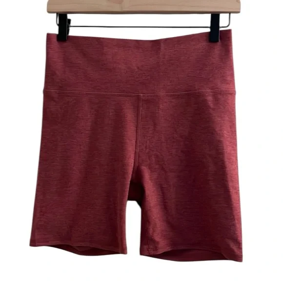 Vuori Womens Shorts Clean Elevation Shorty
Desert Heather Rose - Picture 5 of 7